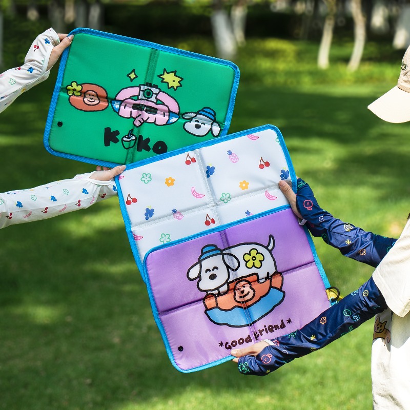 Waterproof Nylon Juice Dog Pic - Kids Outdoor Mat ulasan dan harga