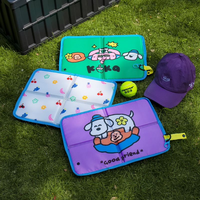 Waterproof Nylon Juice Dog Pic - Kids Outdoor Mat ulasan dan harga